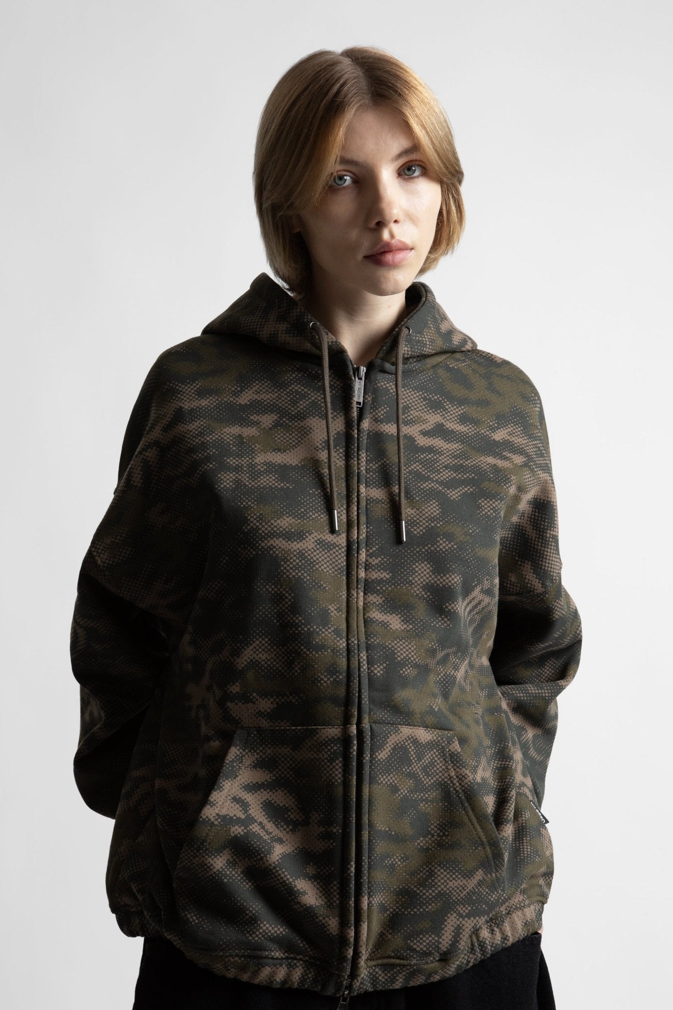 Boxy Digicamo Zip Hoodie – WASTED PARIS